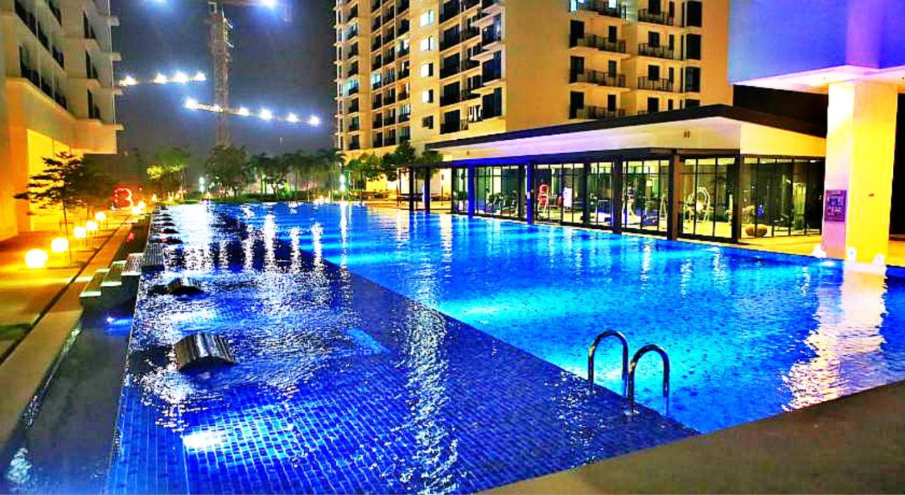 Peanut Butter Homestay - Trefoil Setia Alam Shah Alam Zewnętrze zdjęcie